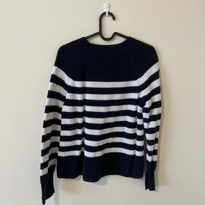Banana Republic sweater m size